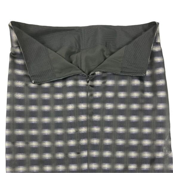 The Limited Abstract Print Career Pencil Skirt Gray, Black, Purple Size 6 - Picture 4 of 12